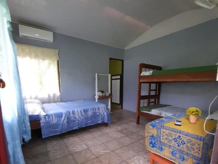 Hospedaje Meryscar Tortuguero Esterno foto